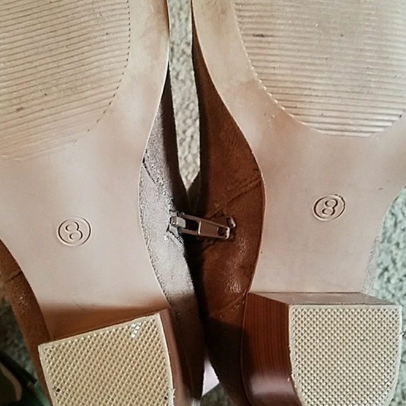 Booties - Picture 4 of 4